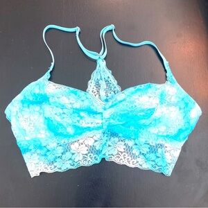 NWT Gilly Hicks Hollister  Unlined wireless  Bralette Size L Light Blue Tie Dye